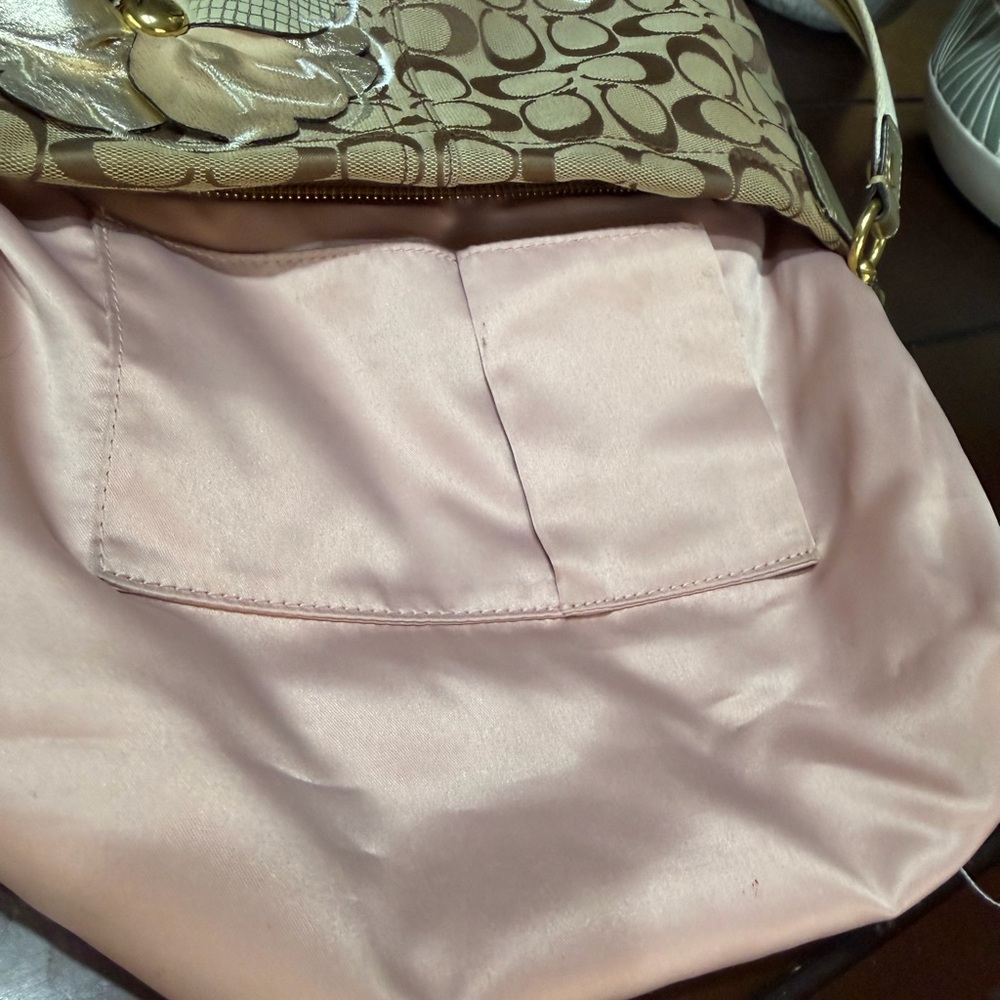 Coach Bleeker Floral Shoulder or crossbody - Picture 10 of 17